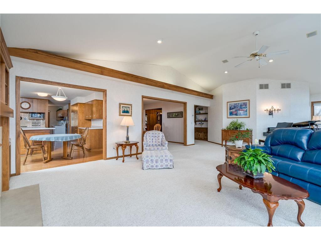 2000 Roe Crest Drive North Mankato MN 56003 7045158 image14