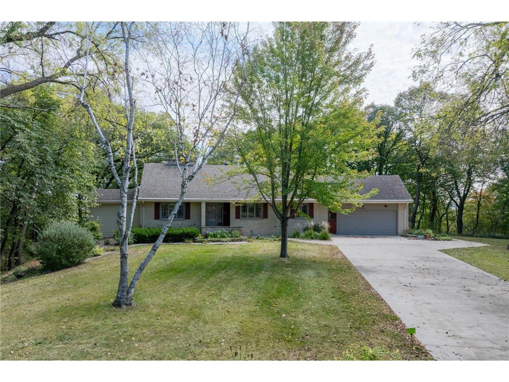 2000 Roe Crest Drive North Mankato MN 56003 7045158 image2