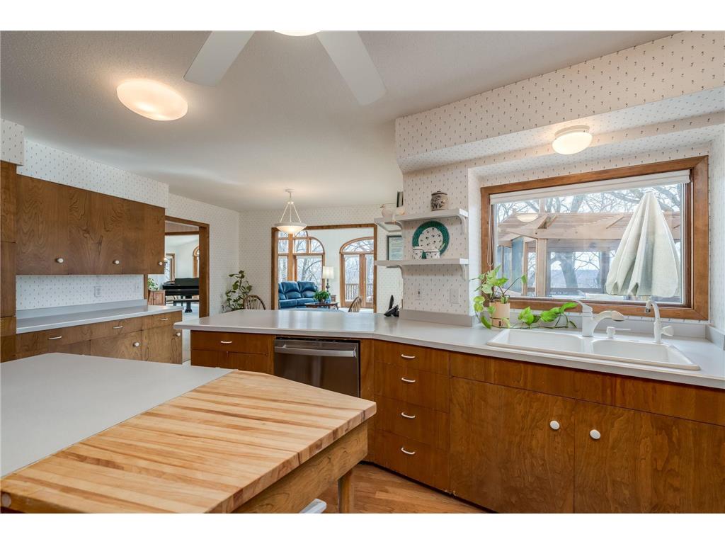 2000 Roe Crest Drive North Mankato MN 56003 7045158 image20