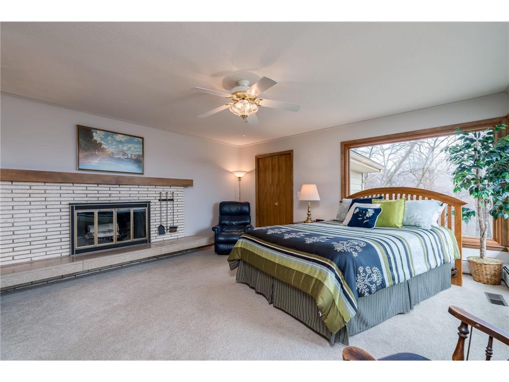 2000 Roe Crest Drive North Mankato MN 56003 7045158 image24