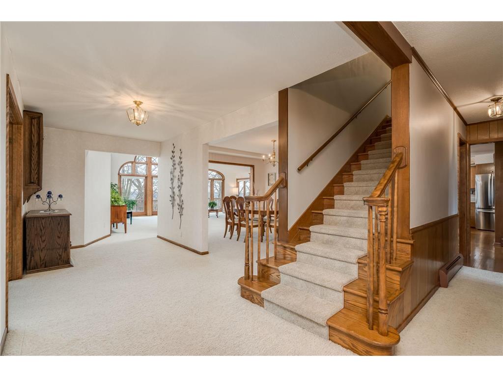 2000 Roe Crest Drive North Mankato MN 56003 7045158 image32