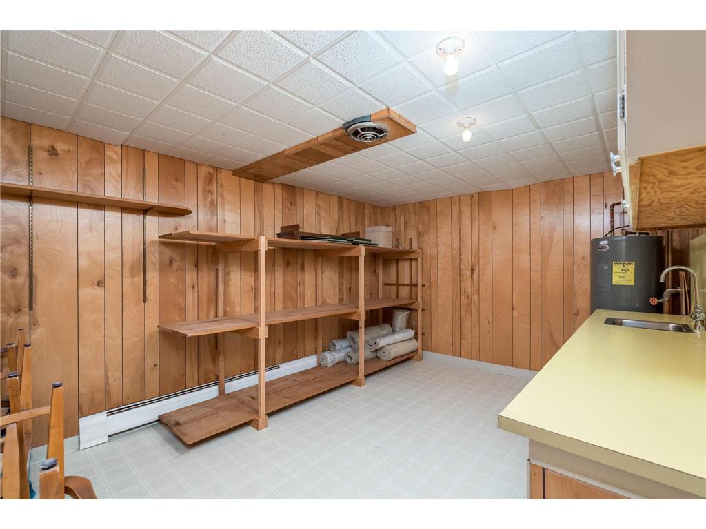 2000 Roe Crest Drive North Mankato MN 56003 7045158 image46