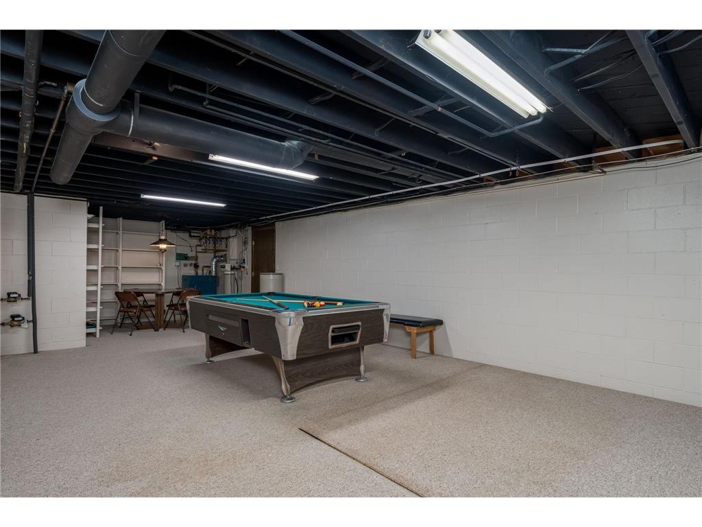 2000 Roe Crest Drive North Mankato MN 56003 7045158 image48