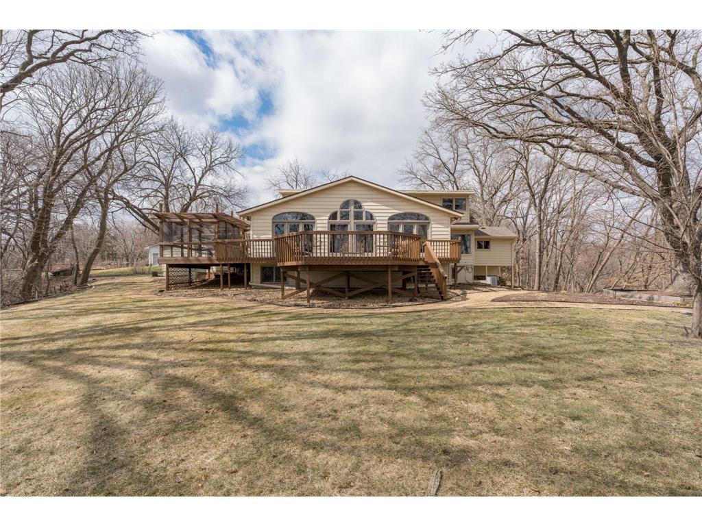 2000 Roe Crest Drive North Mankato MN 56003 7045158 image54