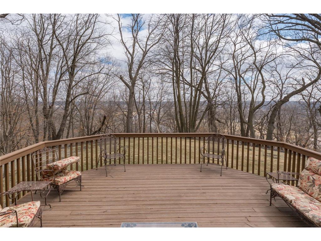 2000 Roe Crest Drive North Mankato MN 56003 7045158 image58