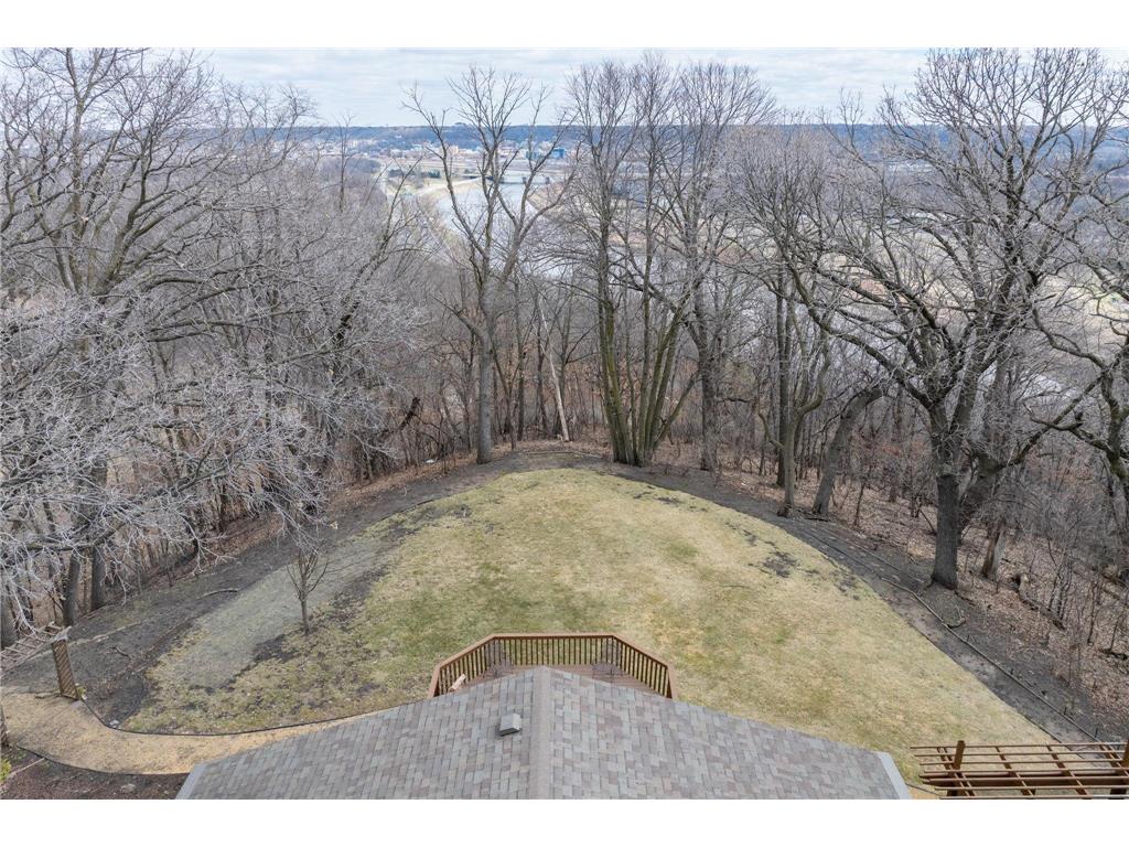 2000 Roe Crest Drive North Mankato MN 56003 7045158 image61