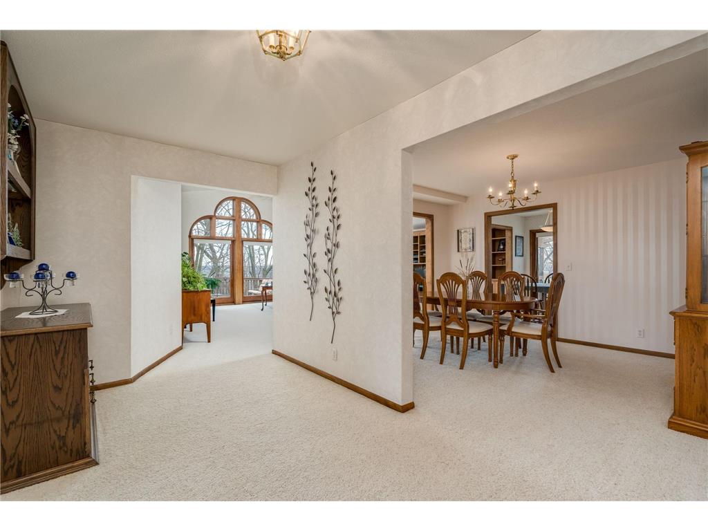 2000 Roe Crest Drive North Mankato MN 56003 7045158 image8