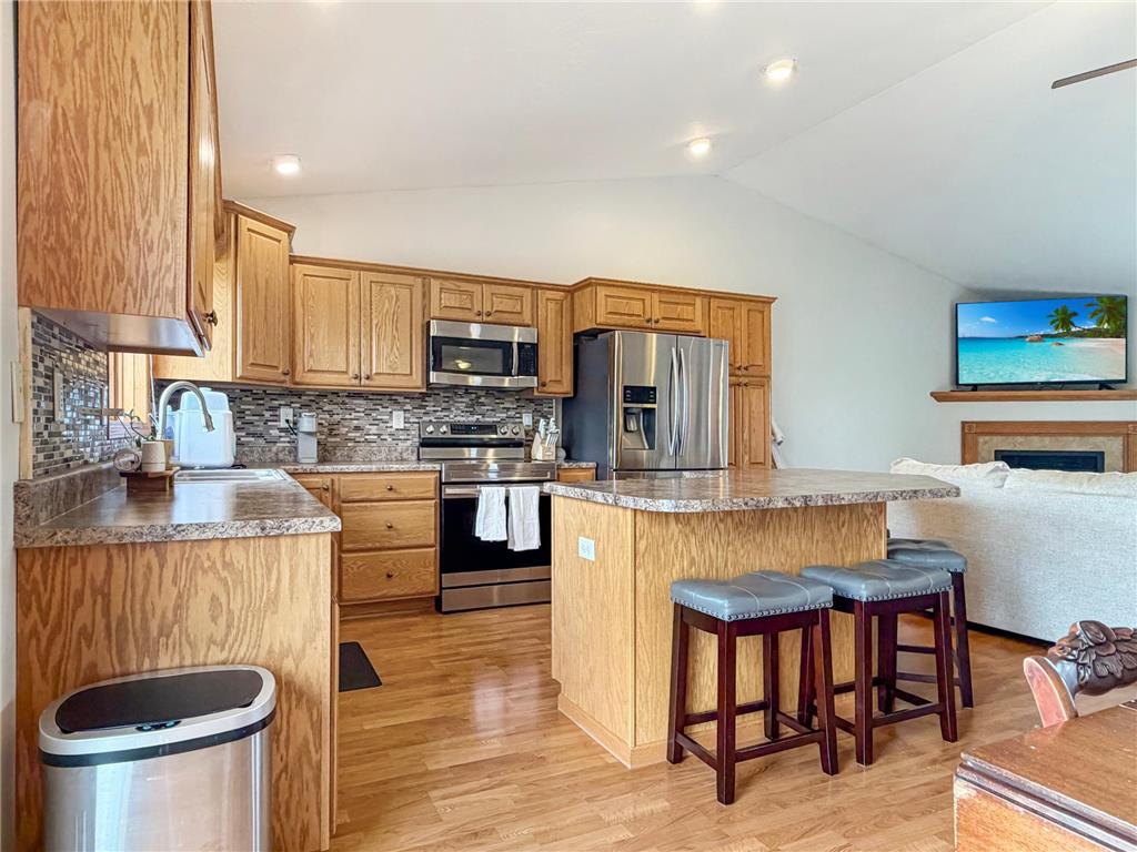 2001 Eastbay Avenue Balaton MN 56115 7084500 image13