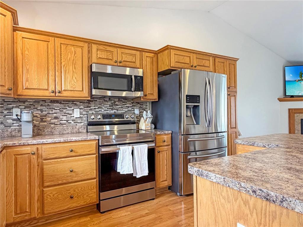 2001 Eastbay Avenue Balaton MN 56115 7084500 image16