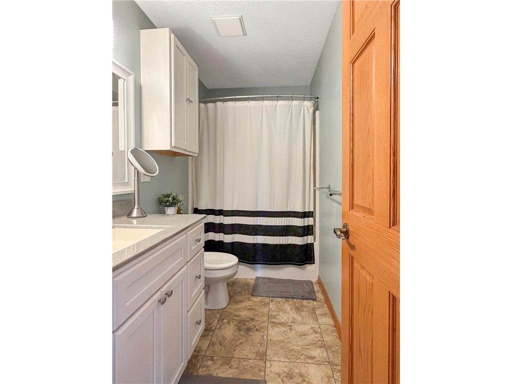 2001 Eastbay Avenue Balaton MN 56115 7084500 image24