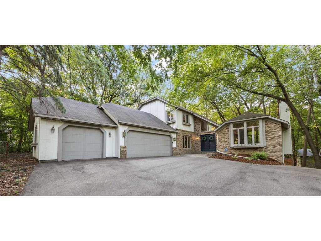 2001 Indian Road W Minnetonka MN 55305 6426462 image1