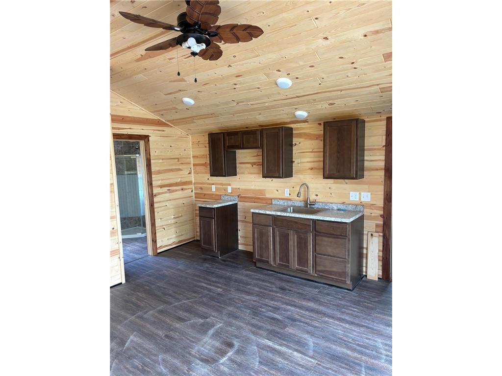 2001 N Ketelle Drive NE Osakis MN 56360 - Osakis 7100590 image2