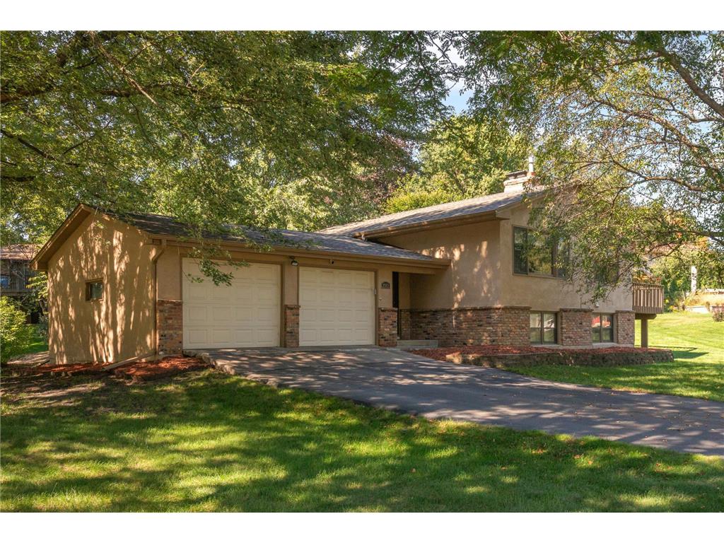 2001 Toledo Avenue N Golden Valley MN 55422 6784190 image1