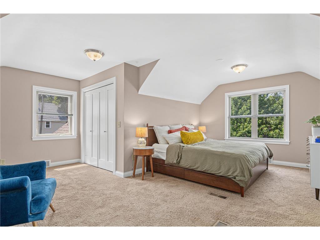 2001 Washington Street NE Minneapolis MN 55418 6807355 image13