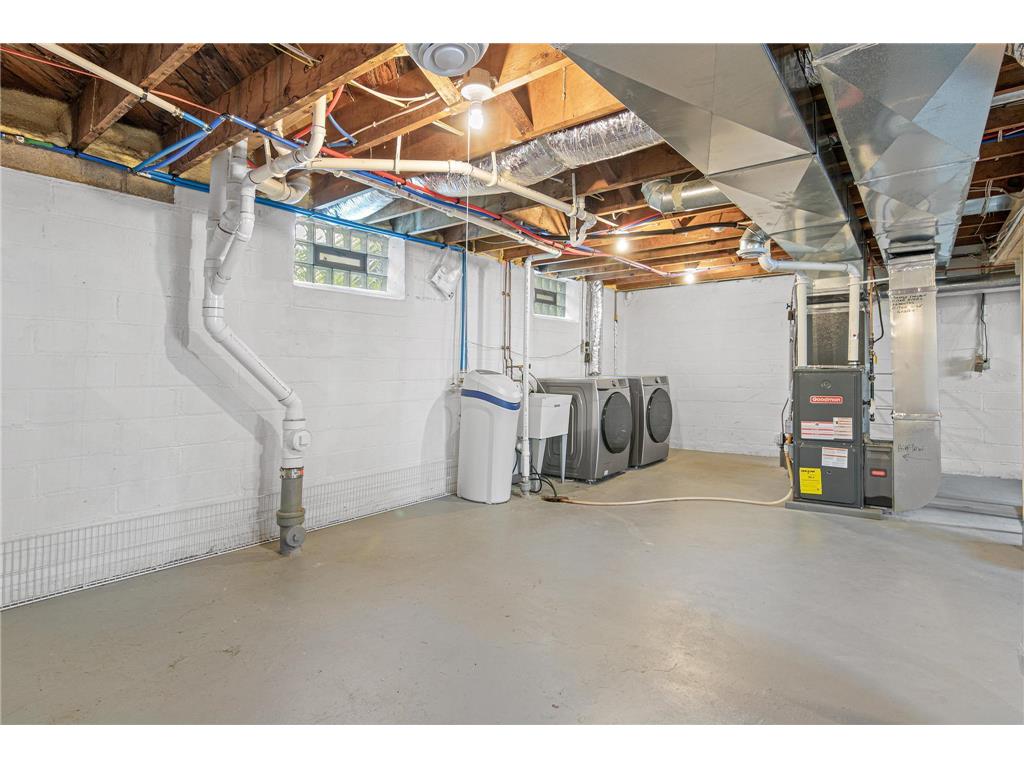 2001 Washington Street NE Minneapolis MN 55418 6807355 image21