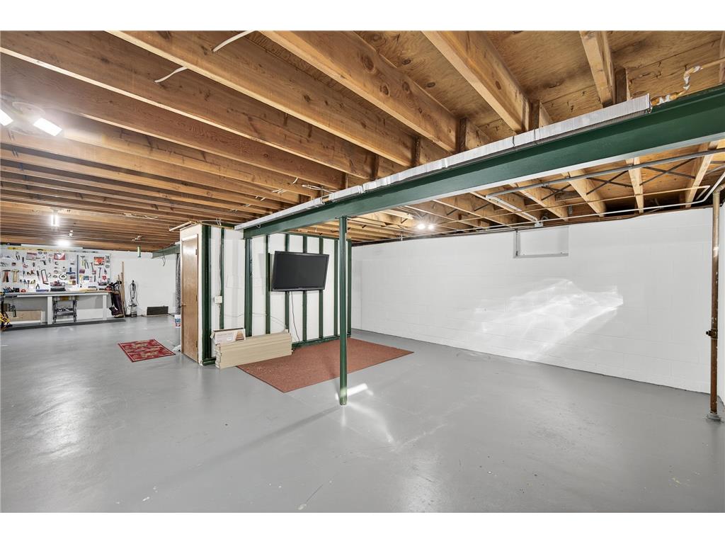 2001 Woods Lane Burnsville MN 55337 6788958 image30