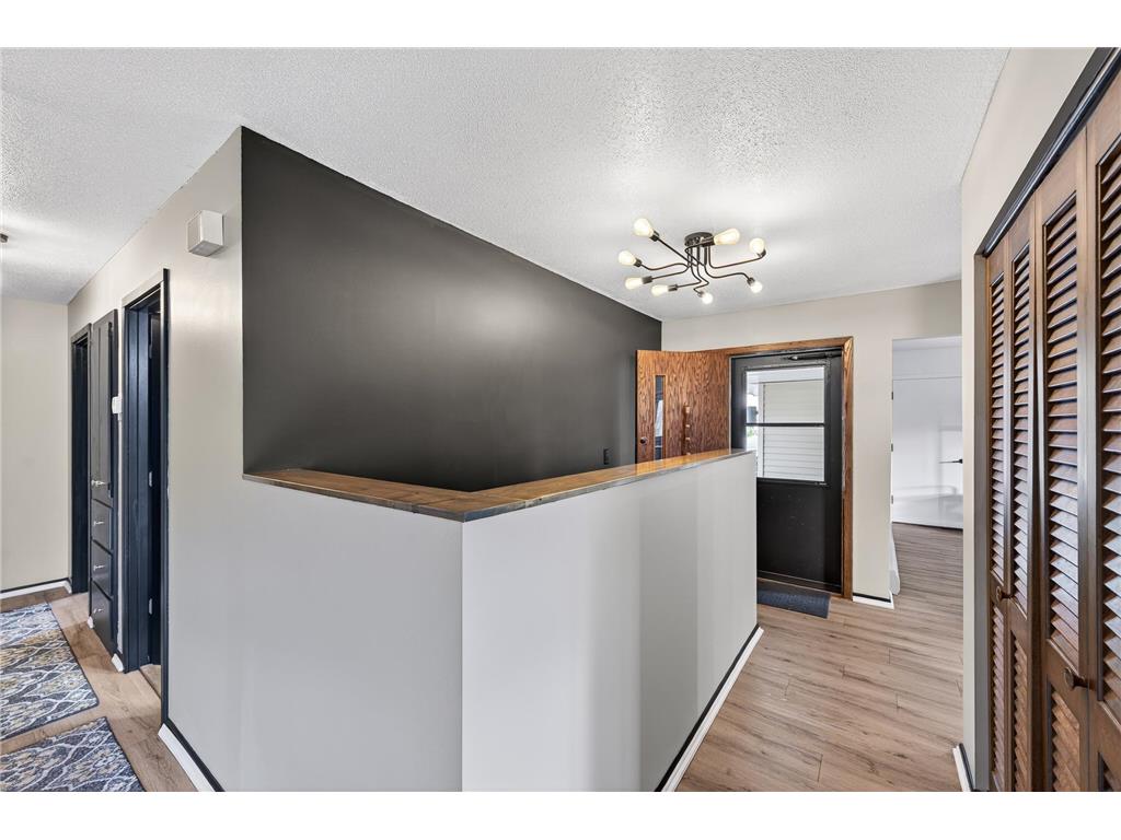 2001 Woods Lane Burnsville MN 55337 6788958 image6