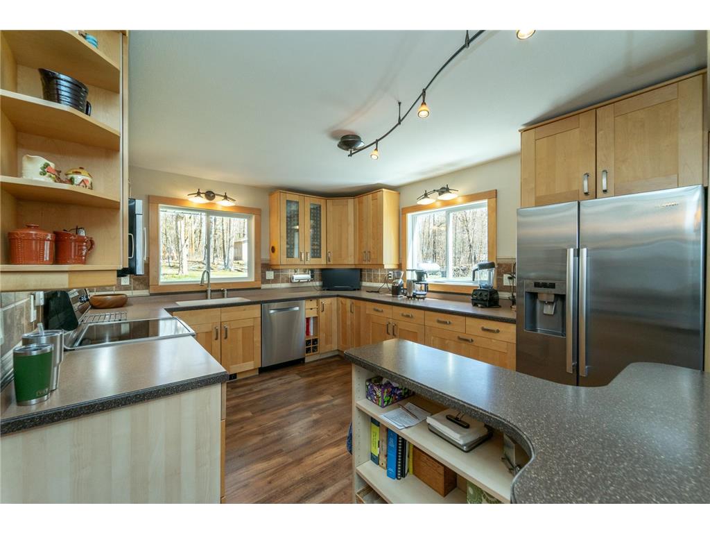 20010 Reed Court NW Liberty Twp MN 56601 - Long Lake 7064907 image17