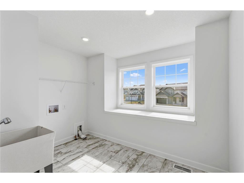 20014 67th Avenue Corcoran MN 55340 7072731 image21