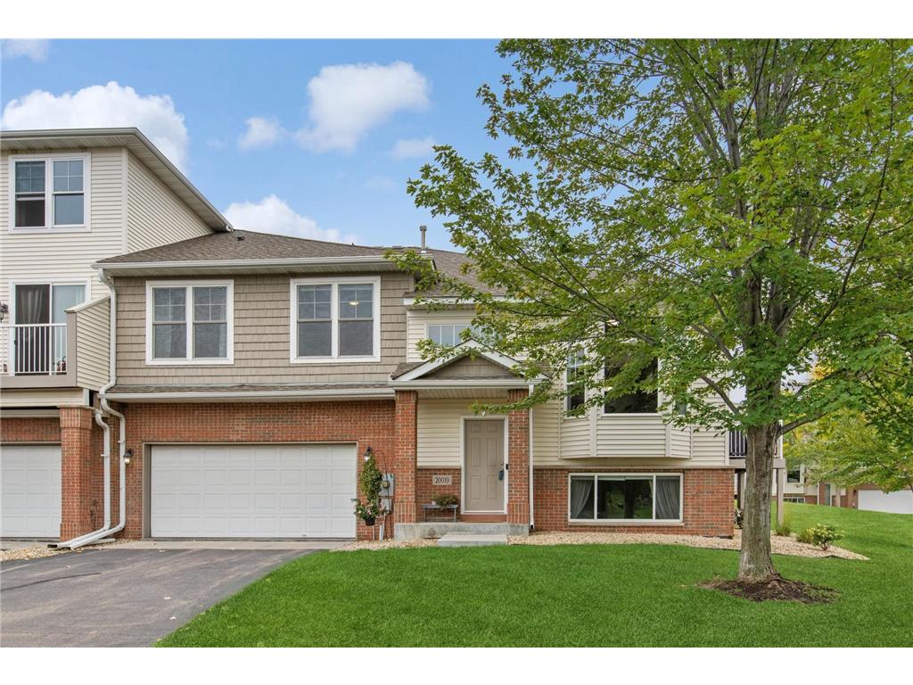 20019 Heritage Drive Lakeville MN 55044 6439536 image1