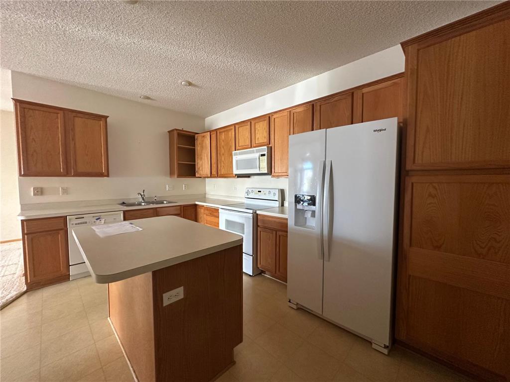 2002 111th Court NE Blaine MN 55449 7044595 image14