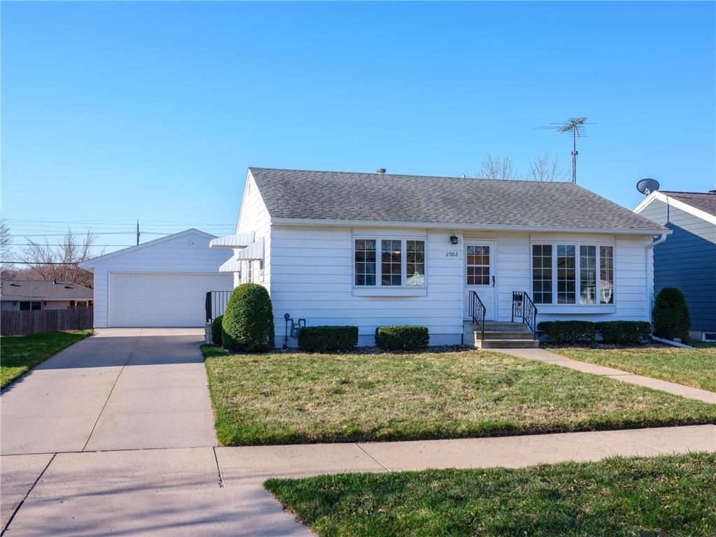 2002 3rd Avenue SE Austin MN 55912 6355312 image1