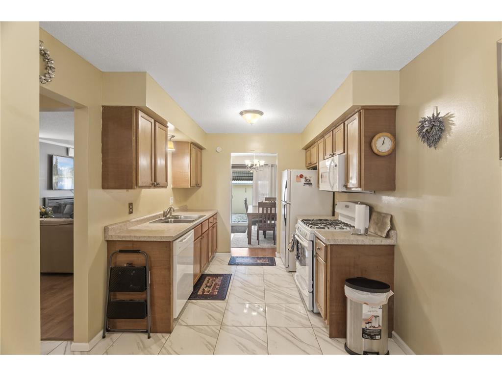 2002 Arkwright Street Maplewood MN 55117 6804597 image6