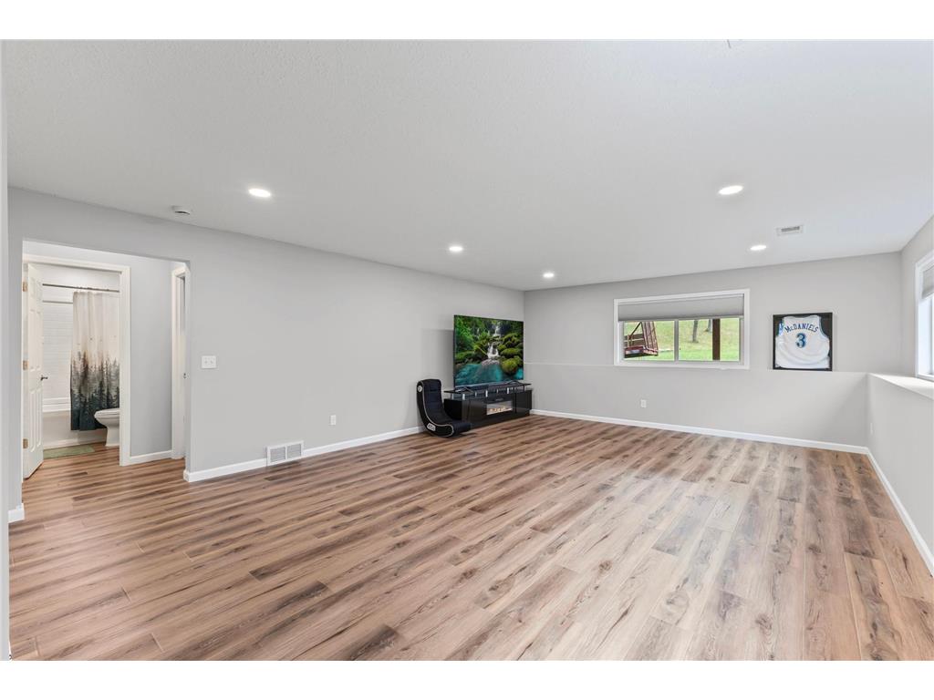 2002 Buffalo Run Road Buffalo MN 55313 6823811 image18