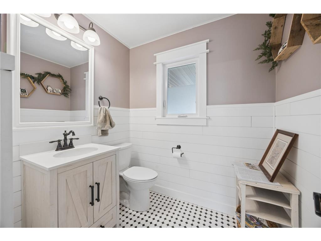2002 Hillcrest Drive Saint Cloud MN 56303 7070165 image14