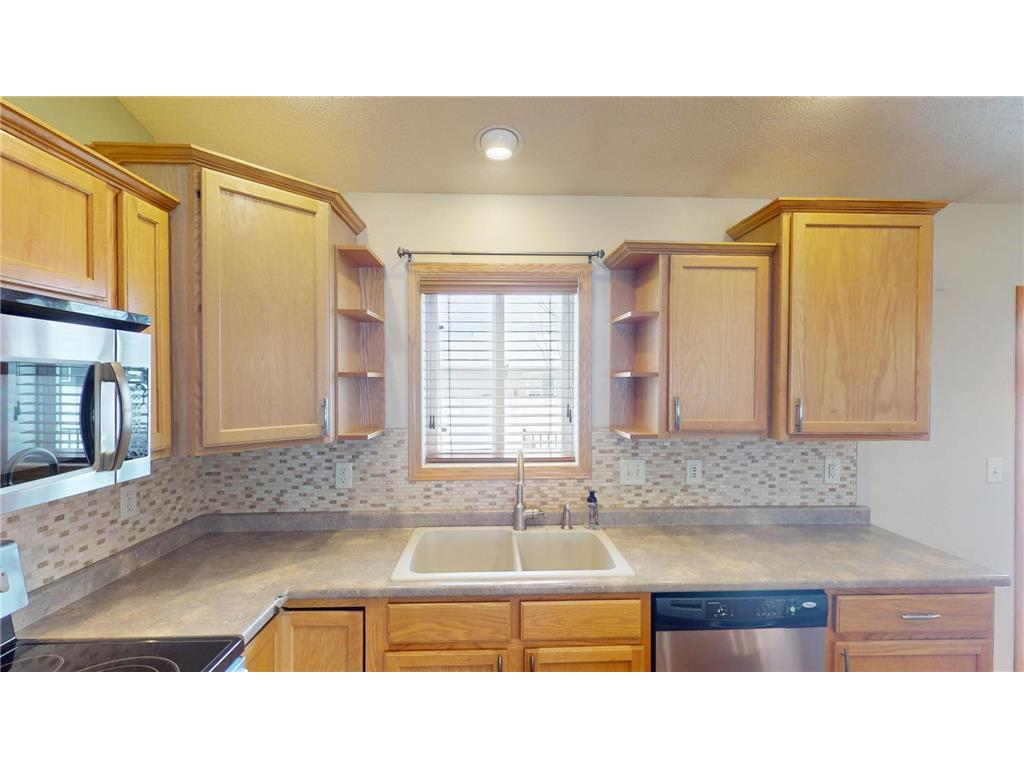 2002 Viking Avenue Holmen WI 54636 7004786 image13