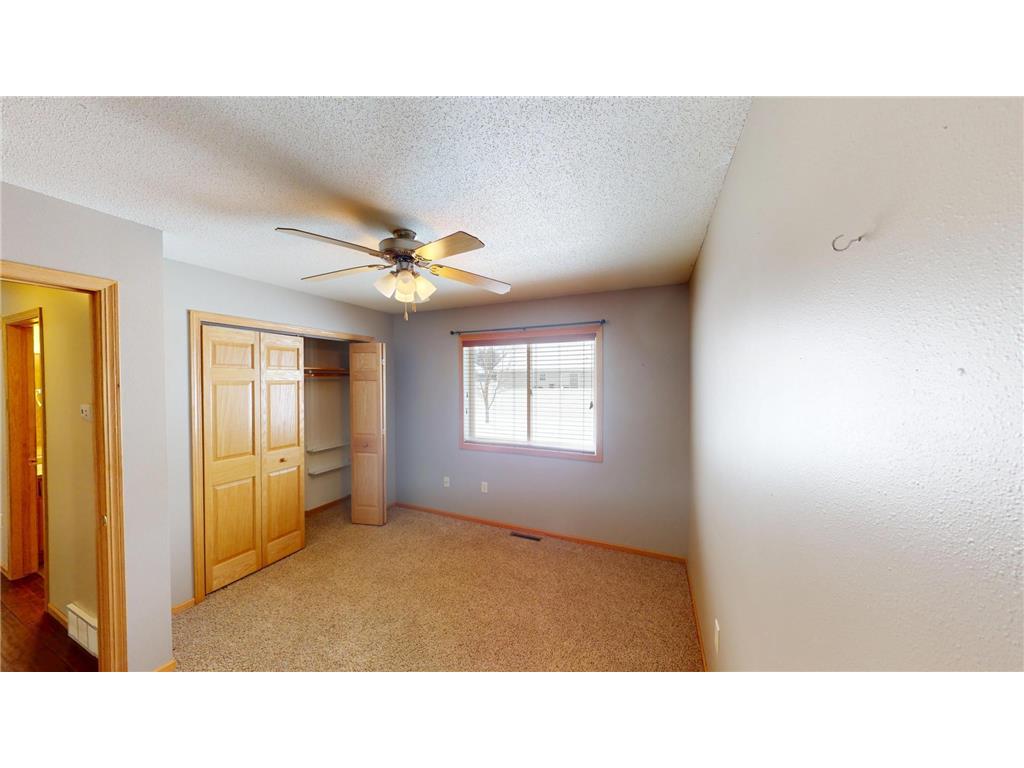 2002 Viking Avenue Holmen WI 54636 7004786 image24