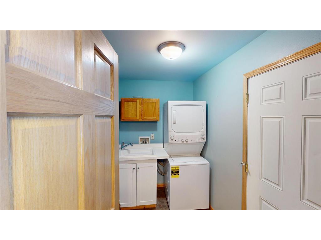 2002 Viking Avenue Holmen WI 54636 7004786 image40