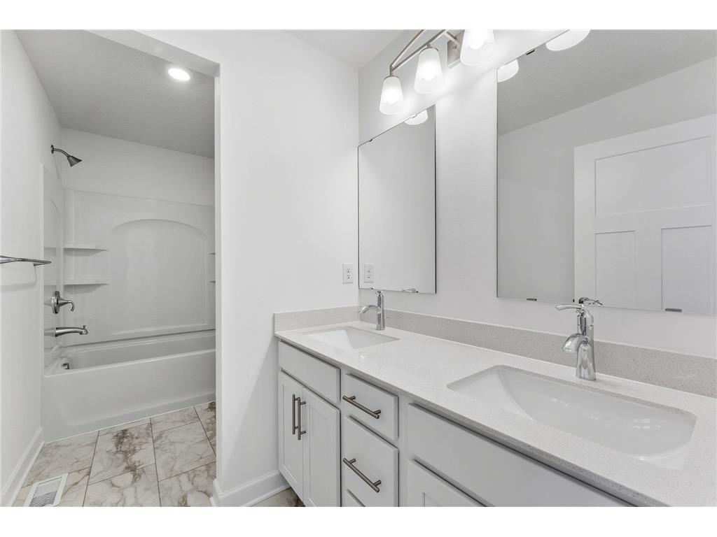 20021 67th Avenue Corcoran MN 55340 7002270 image15