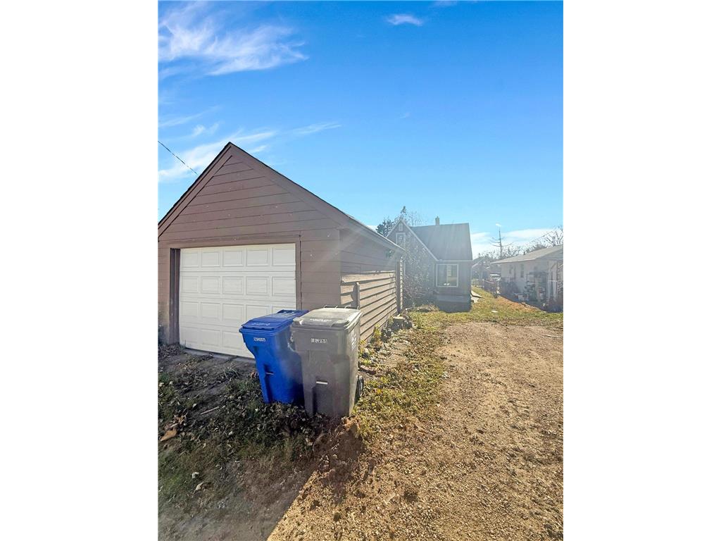 2003 Cottage Avenue E Saint Paul MN 55119 7017809 image16