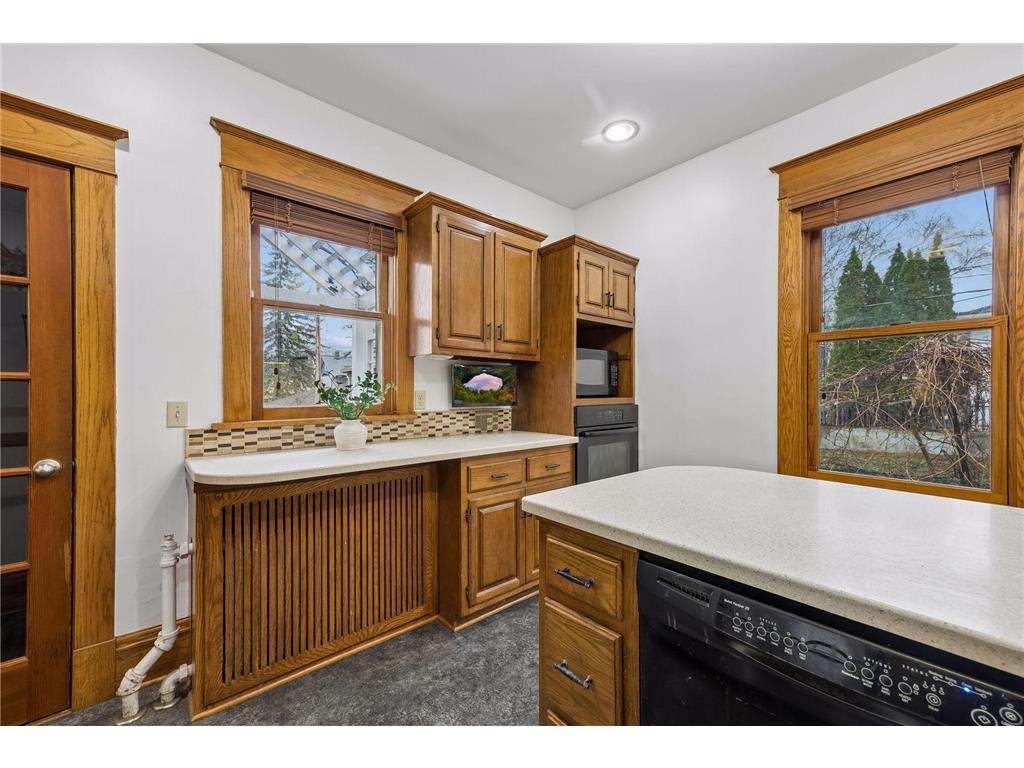 2003 Goodrich Avenue Saint Paul MN 55105 7049148 image13