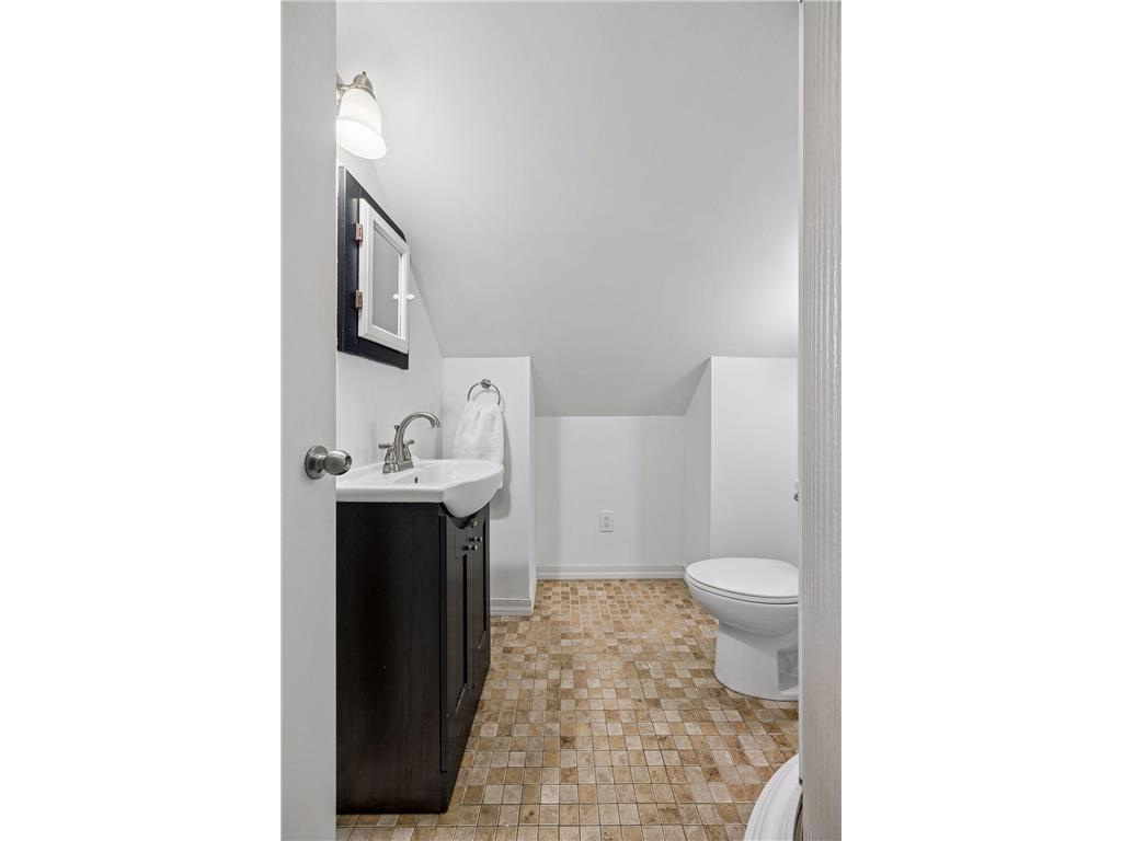 2003 Goodrich Avenue Saint Paul MN 55105 7049148 image21