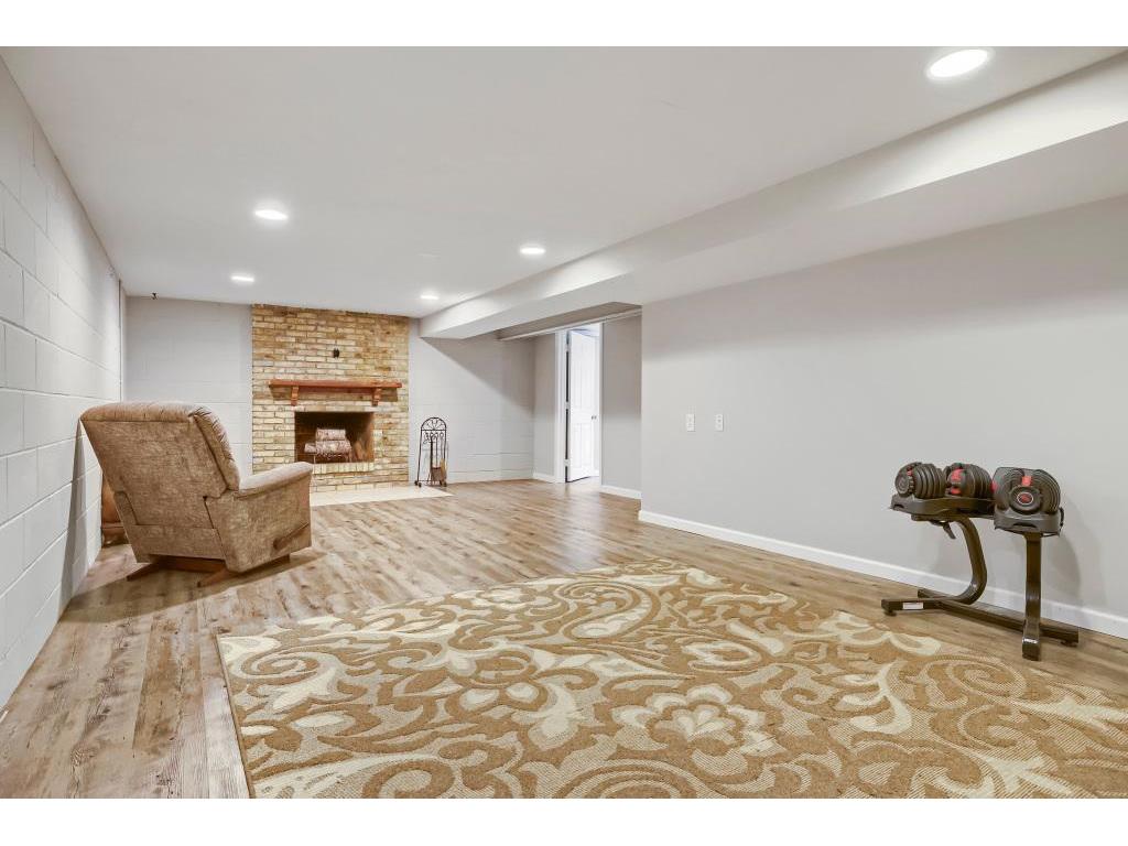 2003 Tamarack Lane Burnsville MN 55337 7102445 image15