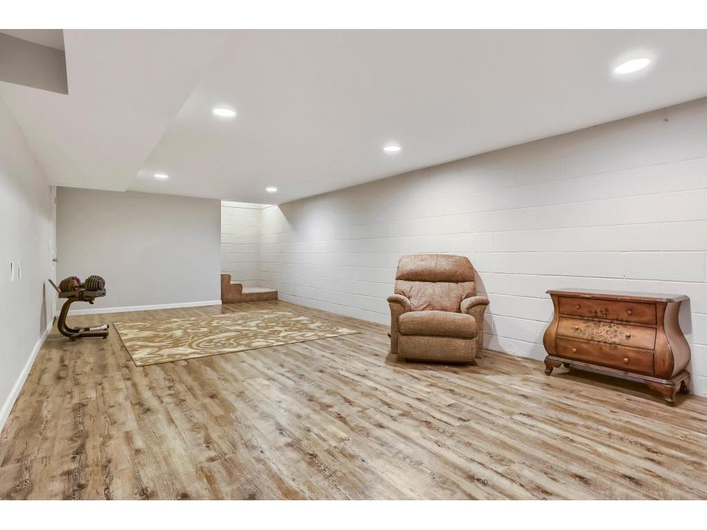2003 Tamarack Lane Burnsville MN 55337 7102445 image16