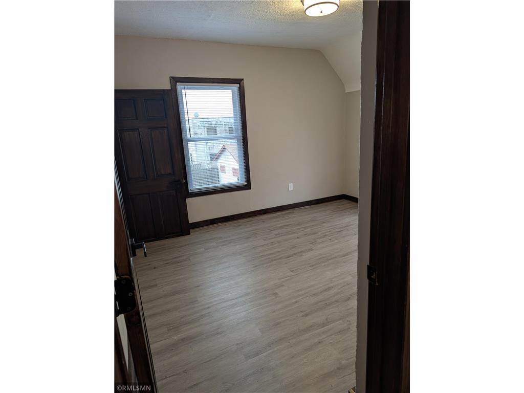 2003 Willow Avenue N Minneapolis MN 55411 7056347 image16