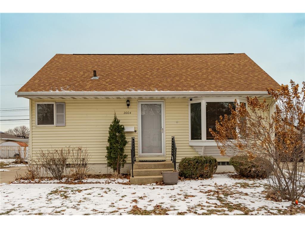 2004 18th Street NW Rochester MN 55901 7025500 image1