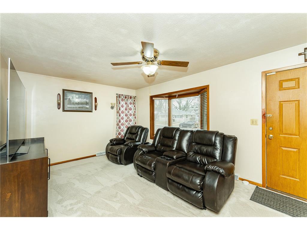 2004 18th Street NW Rochester MN 55901 7025500 image6