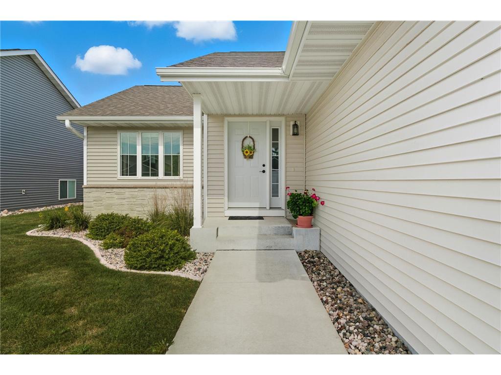 2004 Bluestem Drive Mankato MN 56001 7071338 image23