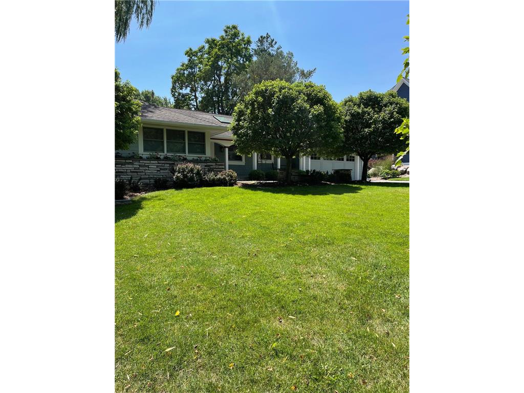 2004 Edgcumbe Road Saint Paul MN 55116 6754037 image1