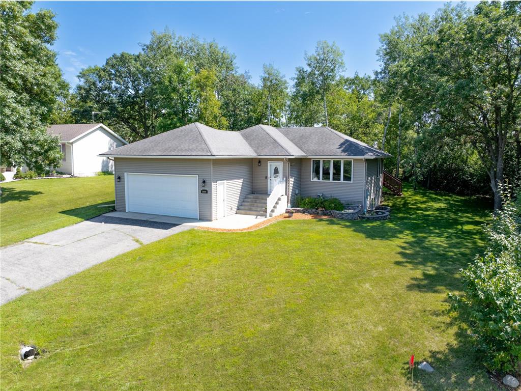2004 Irvine Place Alexandria MN 56308 6585088 image1