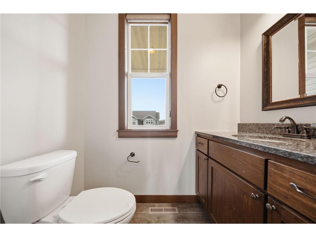 20041 Harness Avenue Lakeville MN 55044 7054626 image24