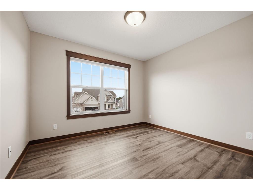 20041 Harness Avenue Lakeville MN 55044 7054626 image27