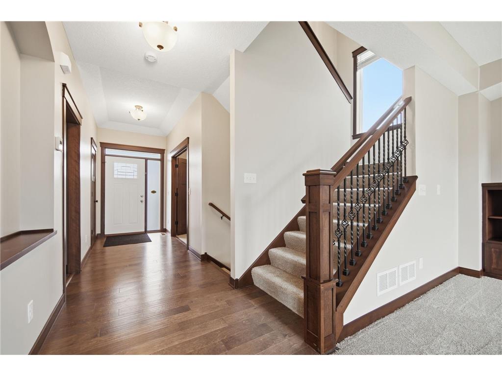 20041 Harness Avenue Lakeville MN 55044 7054626 image3