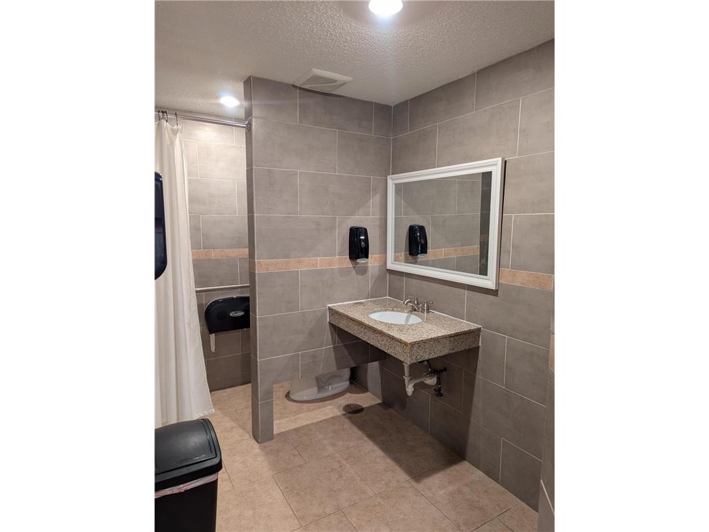 2005 122nd #A14 Burnsville MN 55337 7008910 image30