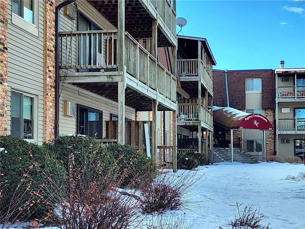 2005 122nd #A14 Burnsville MN 55337 7008910 image56