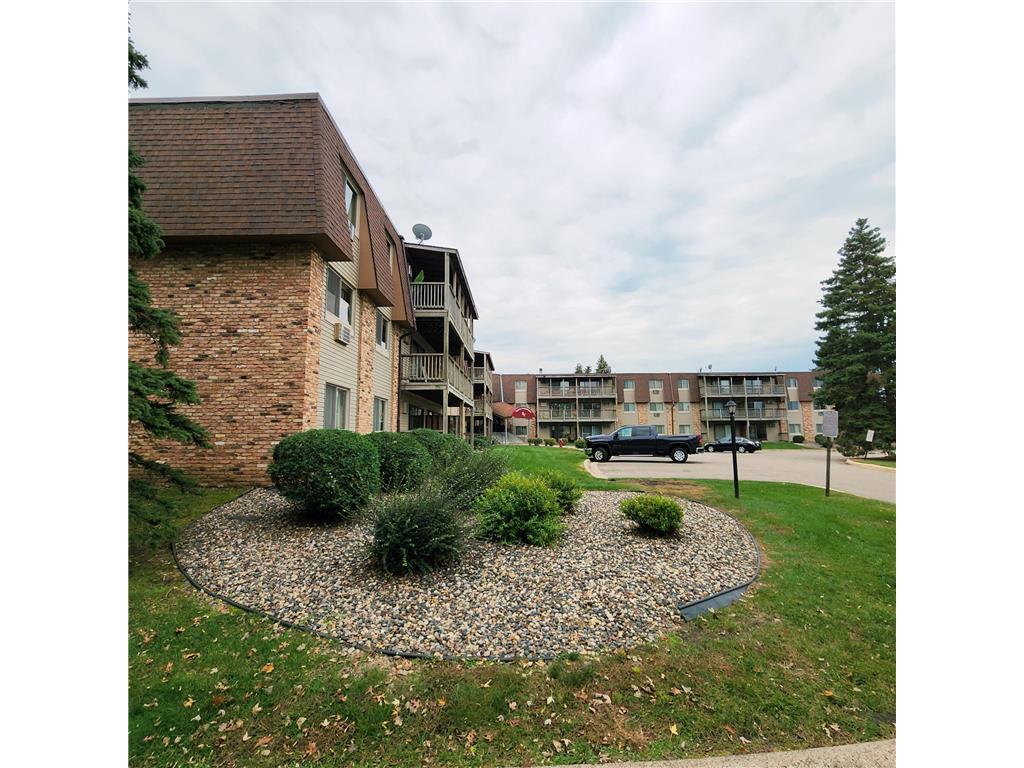 2005 122nd #A14 Burnsville MN 55337 7008910 image7